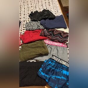 9 pairs of athletic / comfort shorts bundle